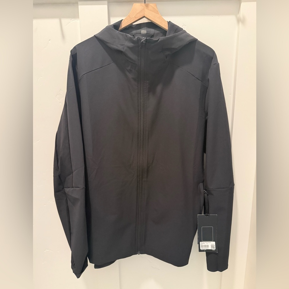 lululemon athletica Men's Black Raincoat